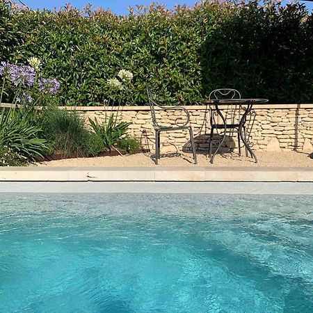 Le Cabanon De Livia Avec Piscine Privee Vila Cucuron Exterior foto