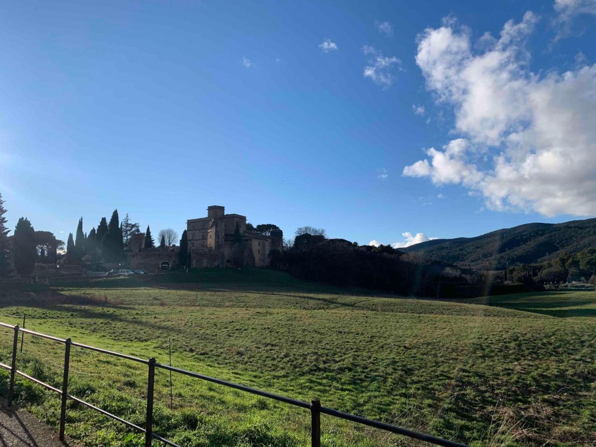 Le Cabanon De Livia Avec Piscine Privee Vila Cucuron Exterior foto