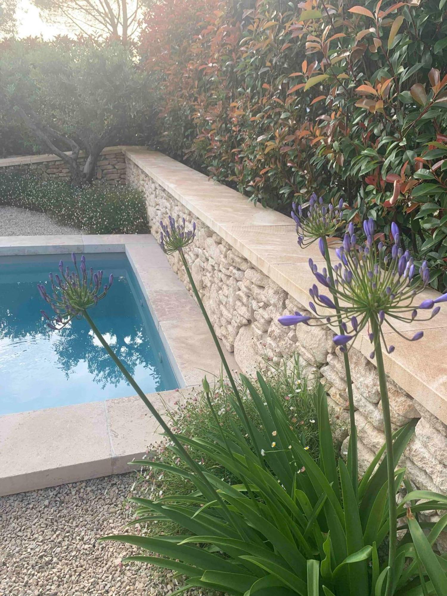 Le Cabanon De Livia Avec Piscine Privee Vila Cucuron Exterior foto