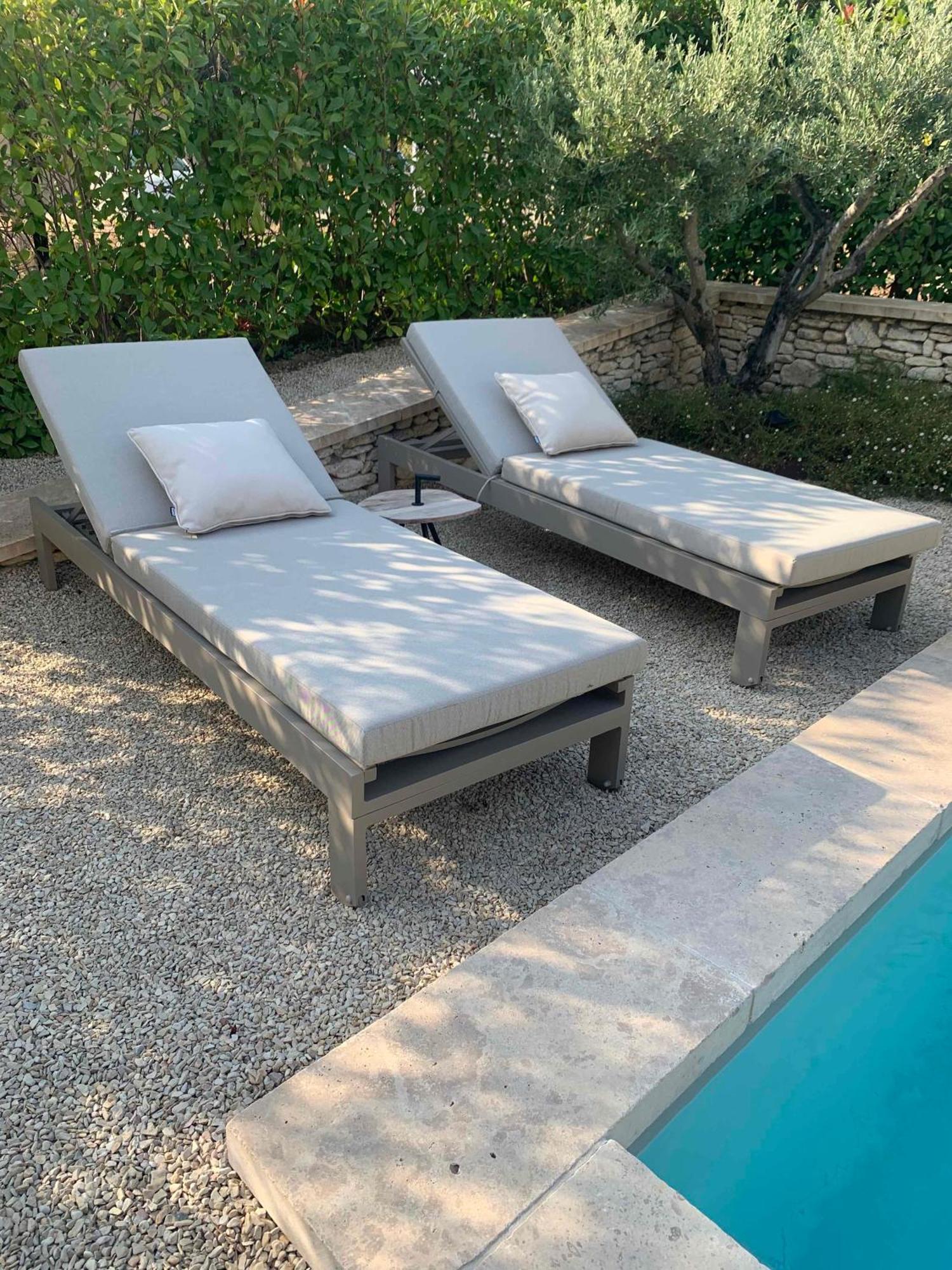 Le Cabanon De Livia Avec Piscine Privee Vila Cucuron Exterior foto